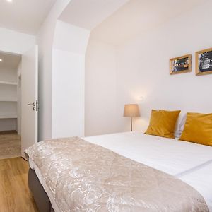 Whome | Graca Premium Apartment #23